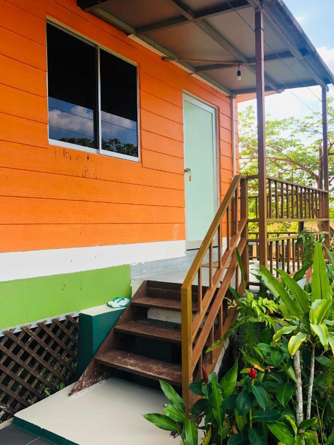 Wan'S Roomstay Langkawi ปันไตเจอนัง ภายนอก รูปภาพ